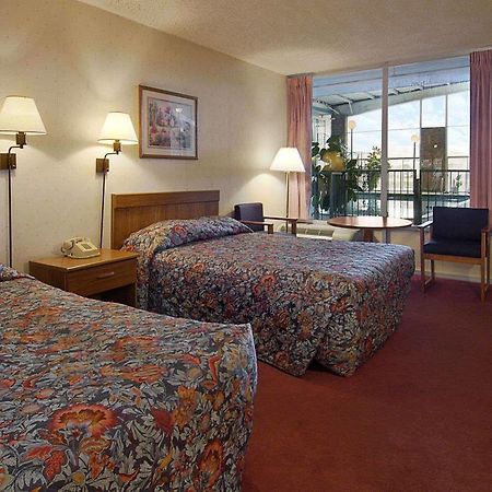 Knights Inn Rantoul Kamer foto